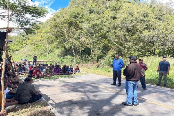 Pemalangan Jalan di Distrik Bolakme akhirnya dapat dibuka