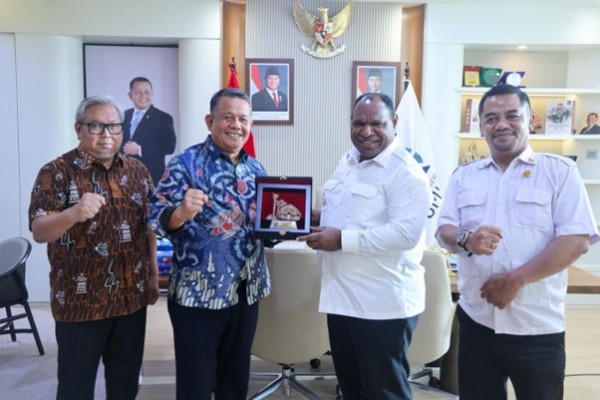Bupati Jayawijaya Audensi dengan Wakil Menteri UMKM di Jakarta Bahas Pengembangan Sektor Pertanian Dan Pariwisata