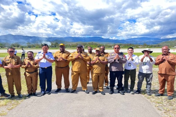H-1 Penerbangan Perdana Sriwijaya Pemkab Jayawijaya Matangkan Persiapan