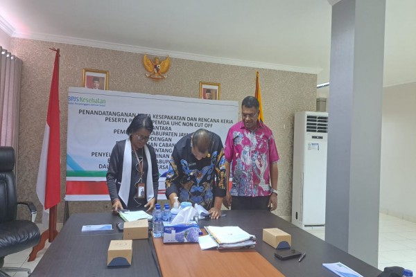 Bupati Jayawijaya Pastikan Seluruh Masyarakatnya Tercover BPJS