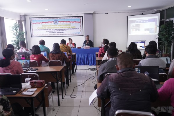 Standar Operasional Prosedur harus ditindaklanjuti dengan cara di Publikasikan