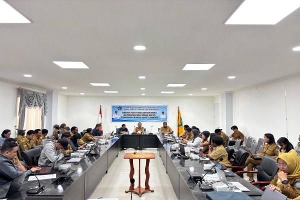 Pemkab Jayawijaya Gelar Bimtek Pengelolaan Arsip dan Penerapan Aplikasi Srikandi
