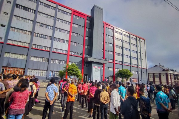 Apel Senin Kamis, ASN di Jayawijaya Wajib Kenakan Noken