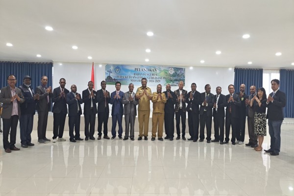 Pelantikan Badan Pengurus Persekutuan Gereja – Gereja Jayawijaya