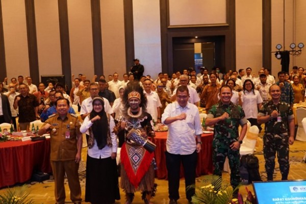 Pj. Bupati Jayawijaya menghadiri Rapat Koordinasi Pembangunan BTS 4G di Jakarta